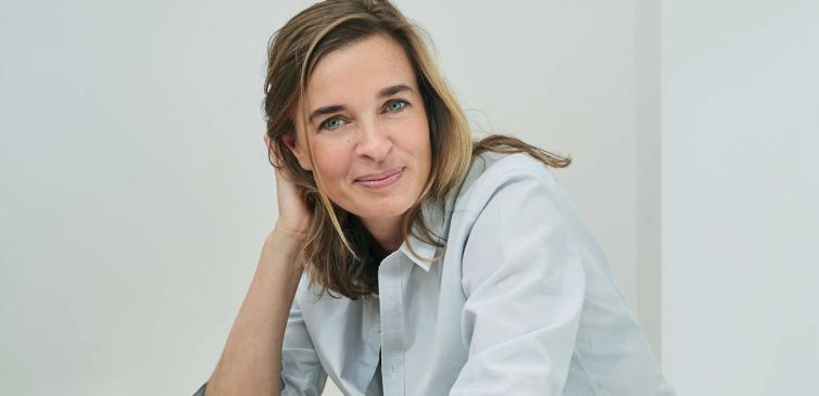 Florence Besson chez elle à Paris, le 11 octobre 2018. (©Roberto Frankenberg)